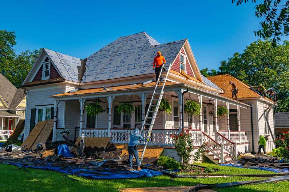 Professional roofing contractor services